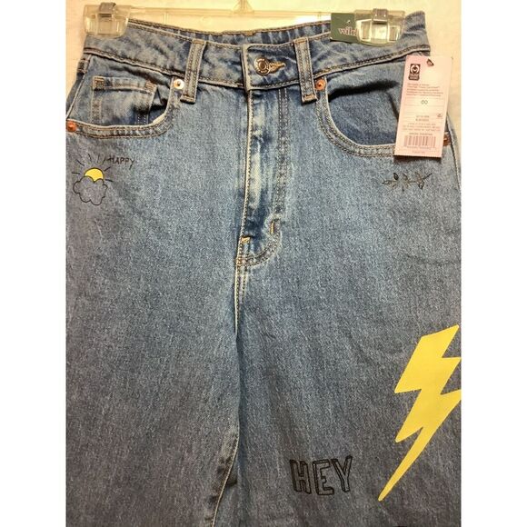 Wild Fable Womens ankle jeans size 00/24 with wide leg graphic design streetwear - Picture 2 of 10
